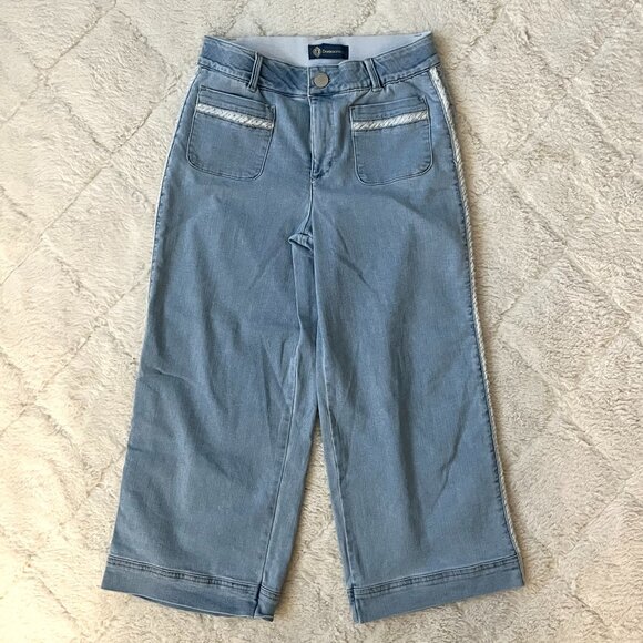 Democracy Blue and White Wide Leg Jeans - Picture 1 of 7